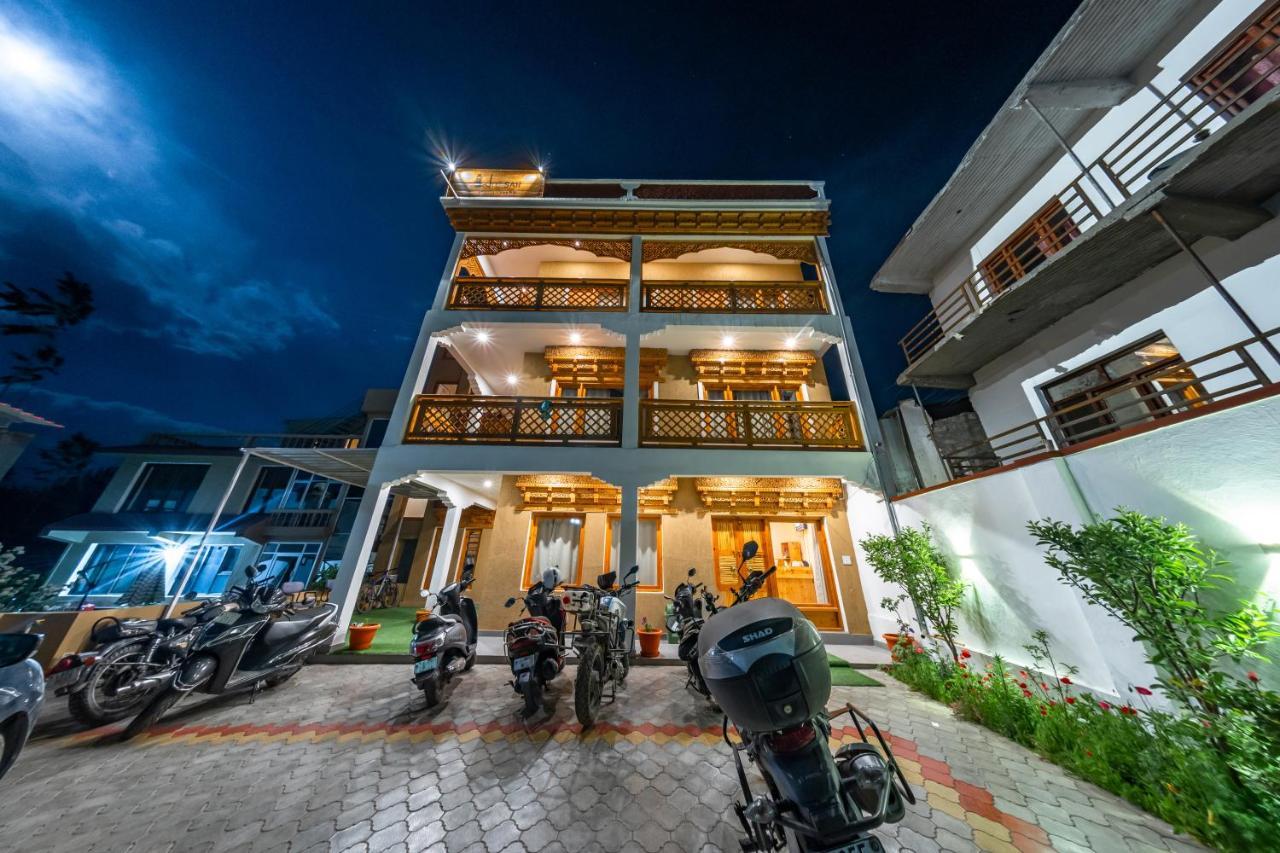 Woosah Hostel Leh Kültér fotó